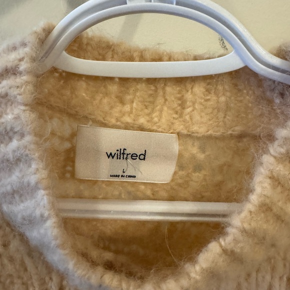 Wilfred Aritzia sweater - Picture 3 of 5